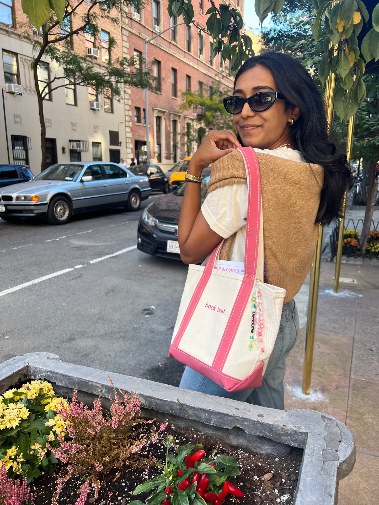 "book brat" Tote Bag