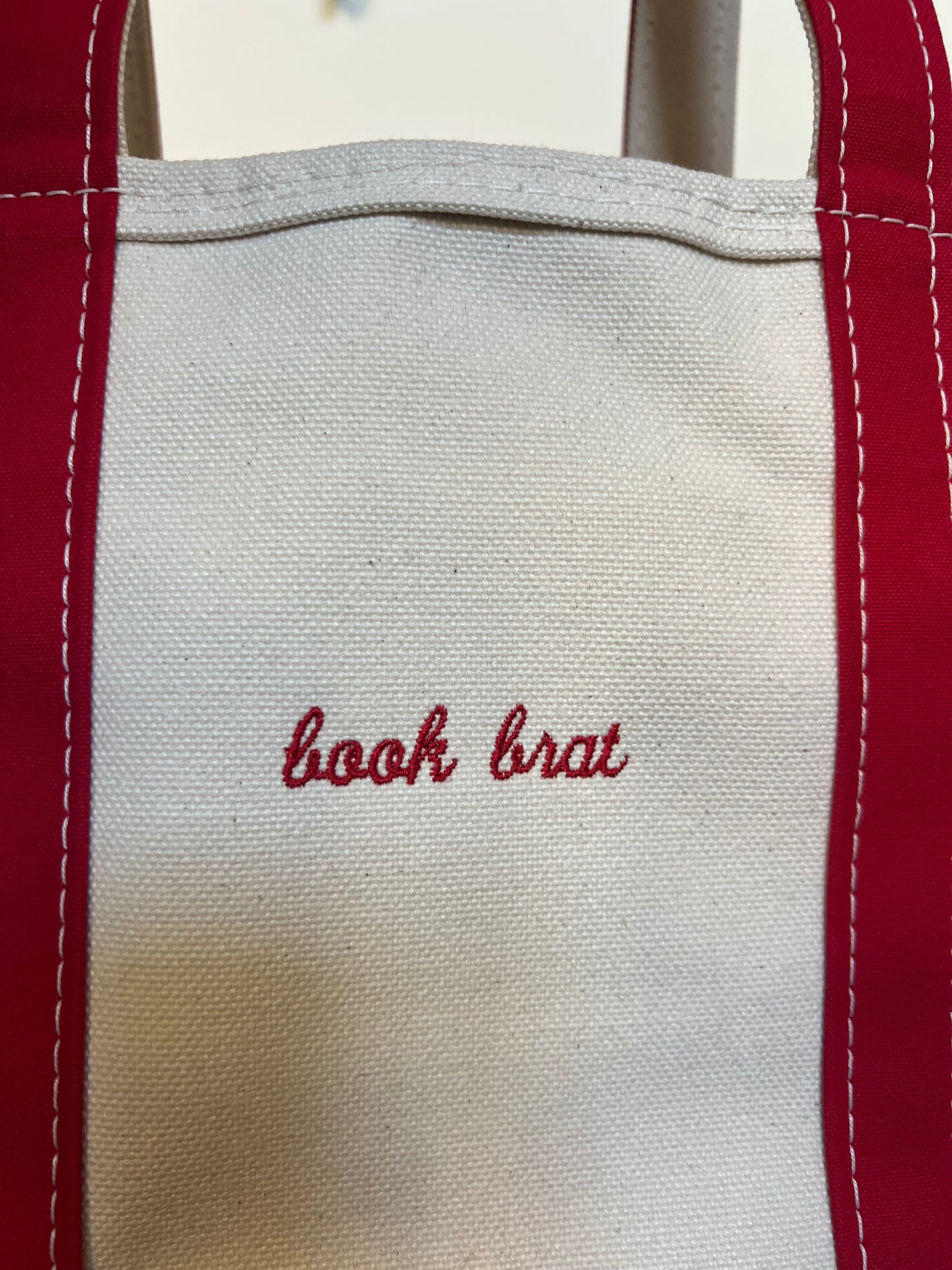 "book brat" Tote Bag with zipper